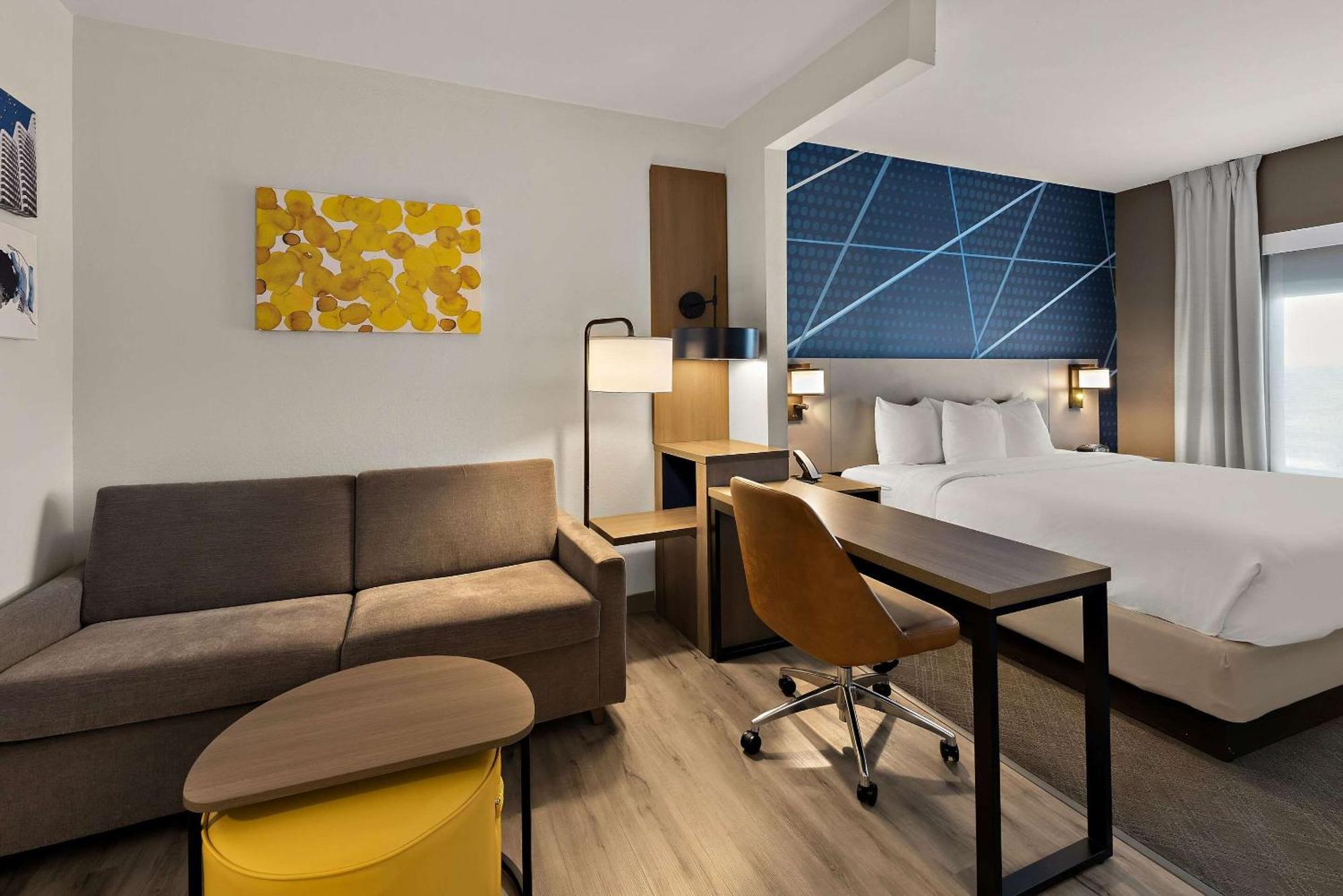 Comfort Suites Columbus East Broad Zewnętrze zdjęcie